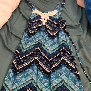 Knee lengthen dress. Multiple blue colors